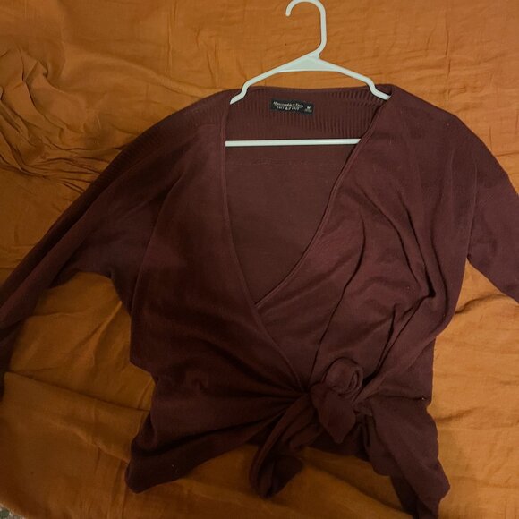 Abercrombie & Fitch Wrap Sweater Soft AF Knit V Neck Top - Picture 3 of 3